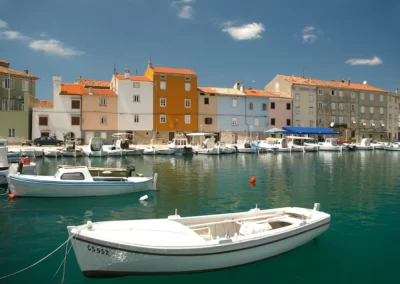 Creska lučica Mandrać