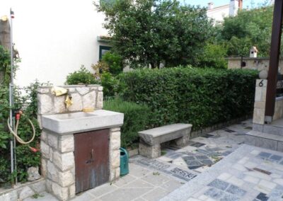 Apartman Ostojić 1/2 - dvorište